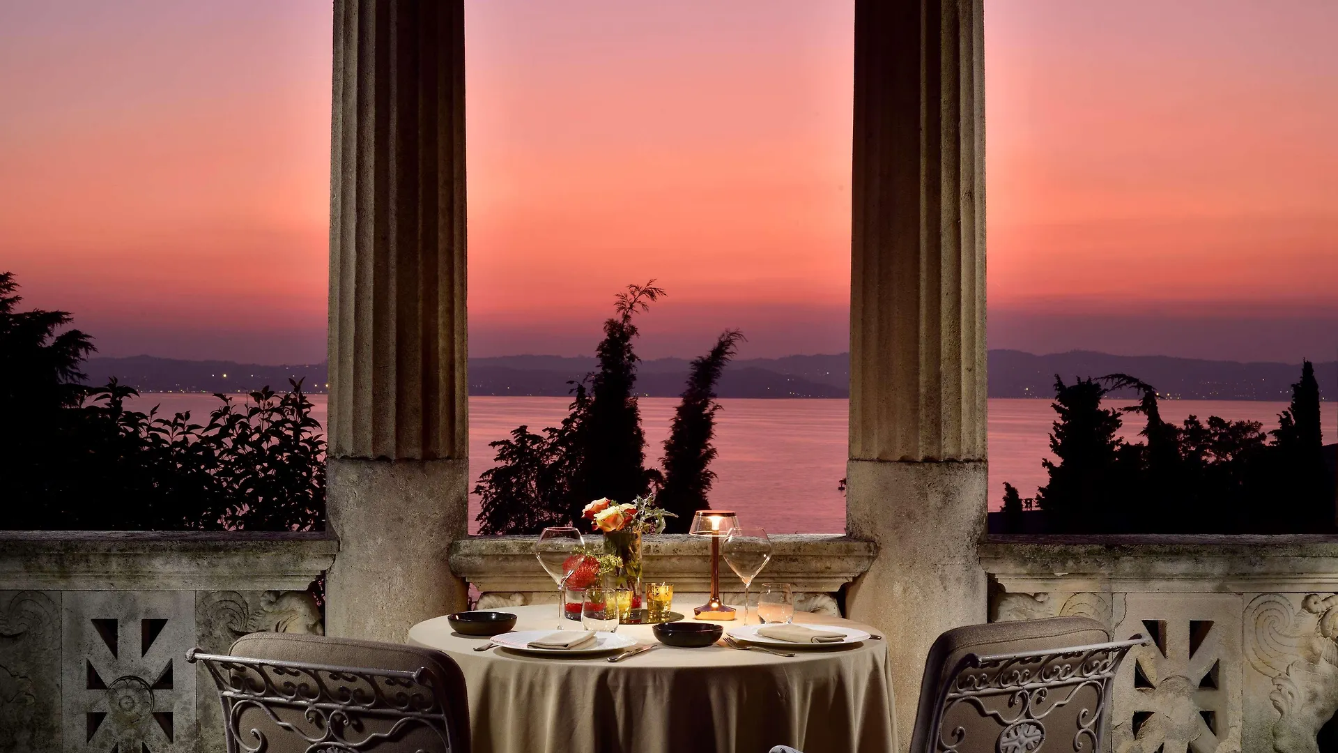***** Hotel Villa Cortine Palace Relais Chateaux Sirmione Italy