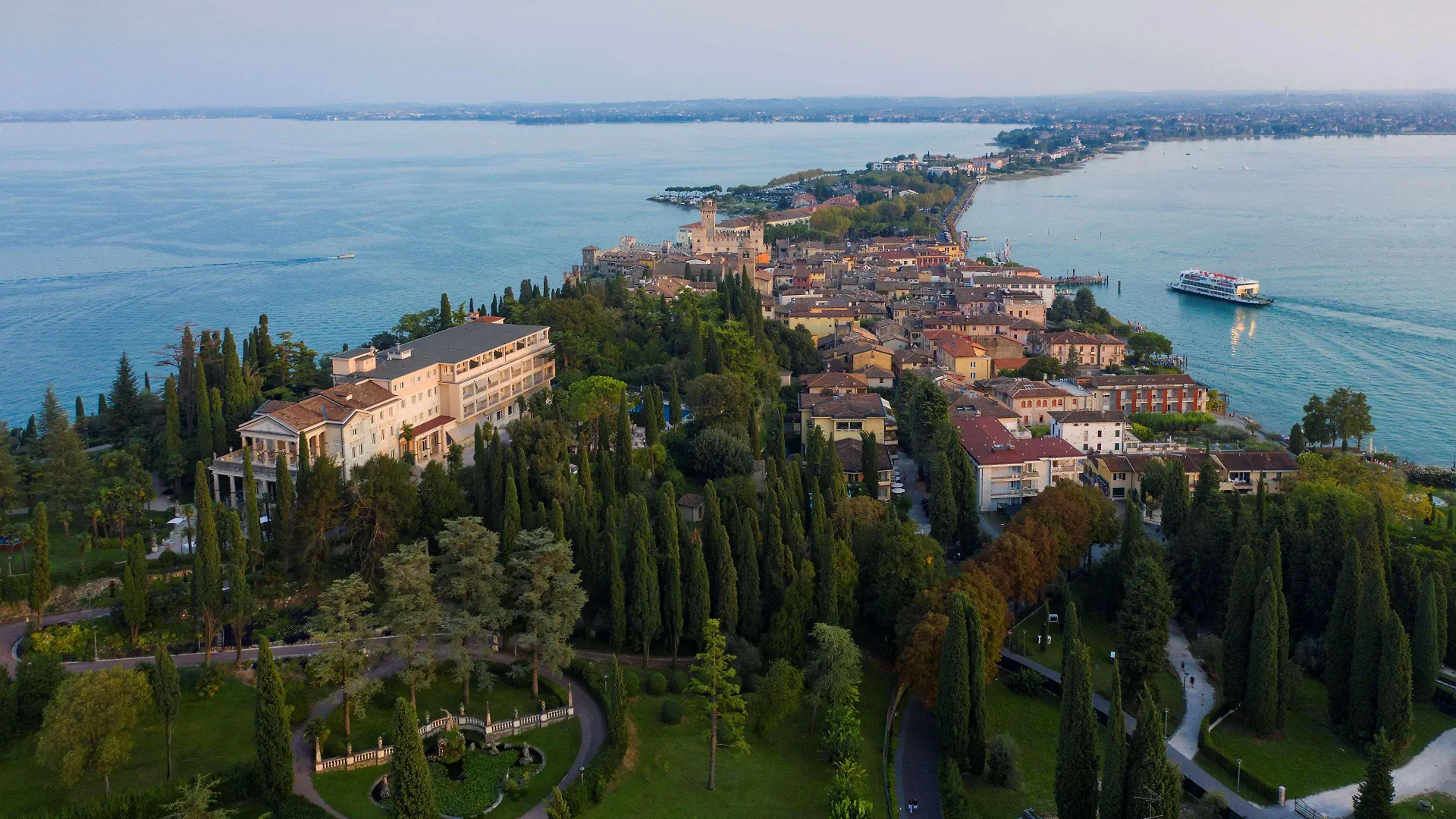 Villa Cortine Palace Relais Chateaux Sirmione Hotel