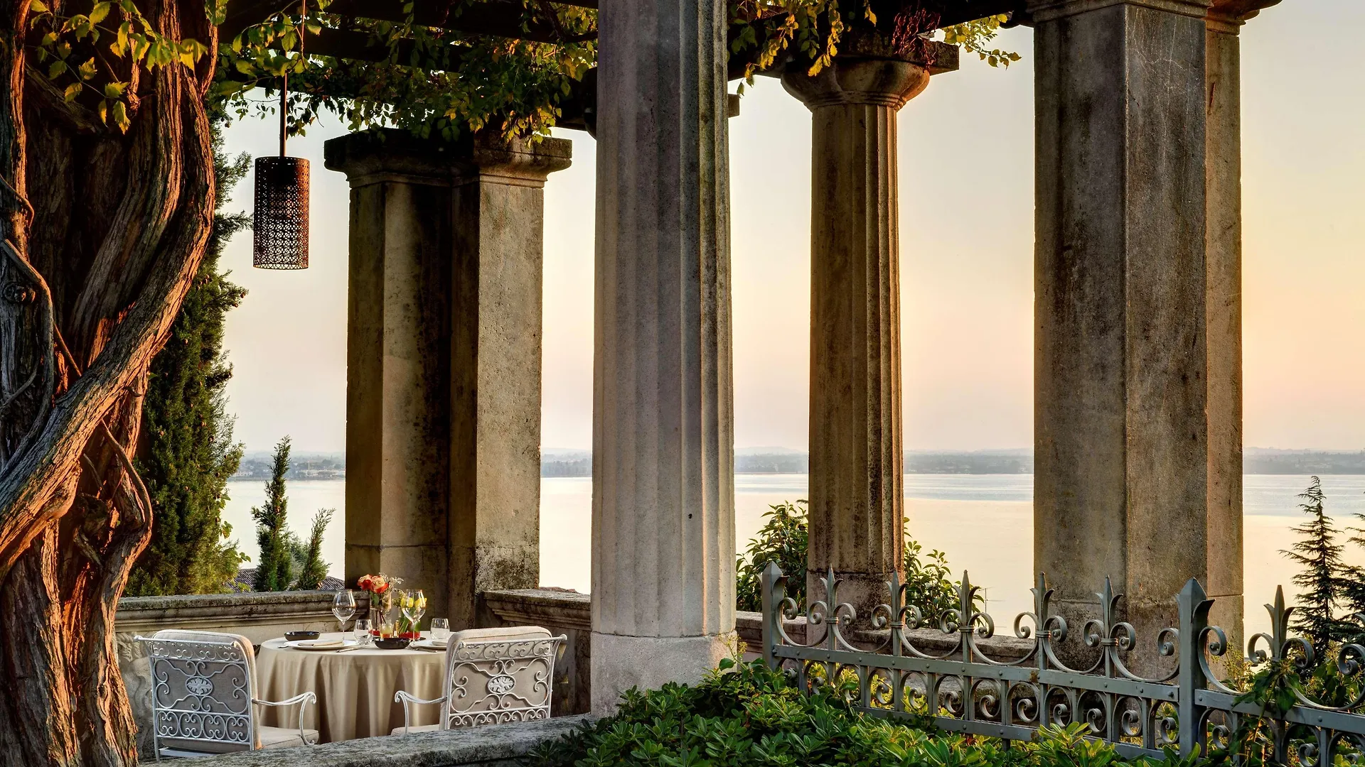 Villa Cortine Palace Relais Chateaux Sirmione 5*,  Italy